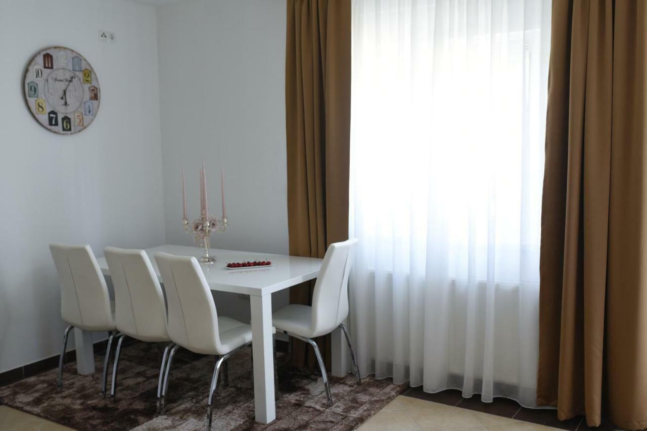 Apartman Livno Ngoại thất bức ảnh